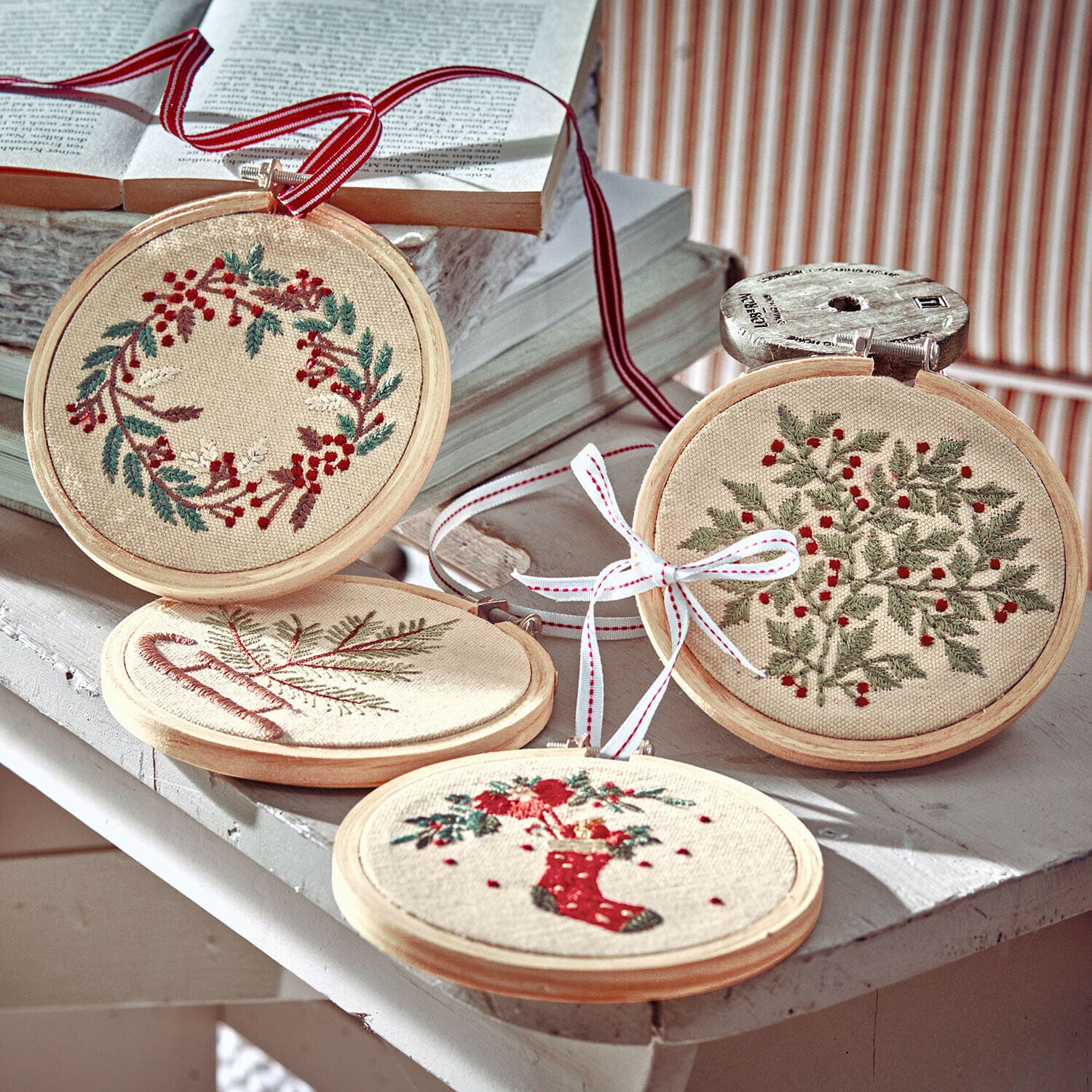 Set de 4 colgantes Seravas