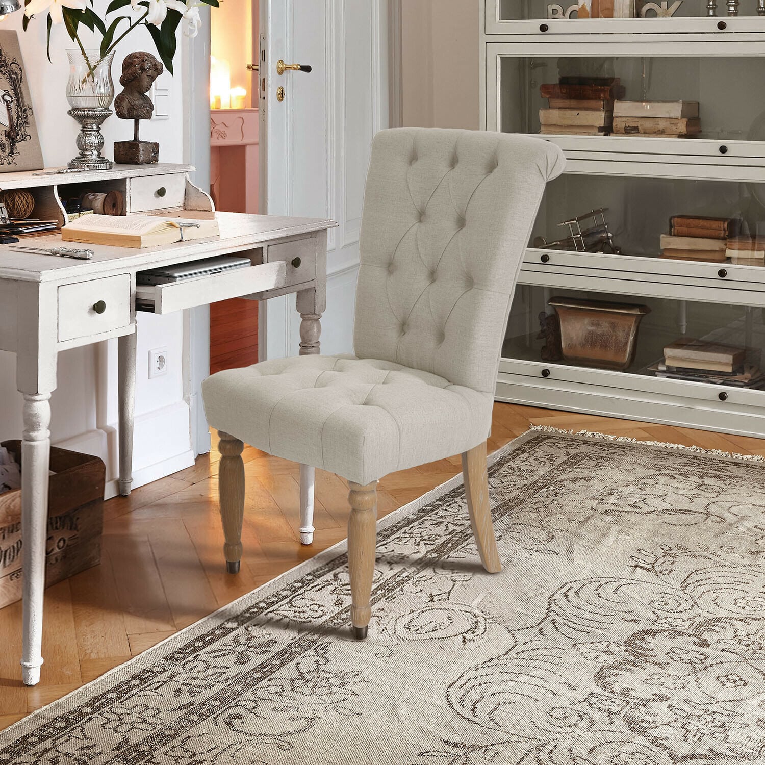 Silla Claville Silla tapizada beige con patas de madera en estilo clásico para oficina o salón