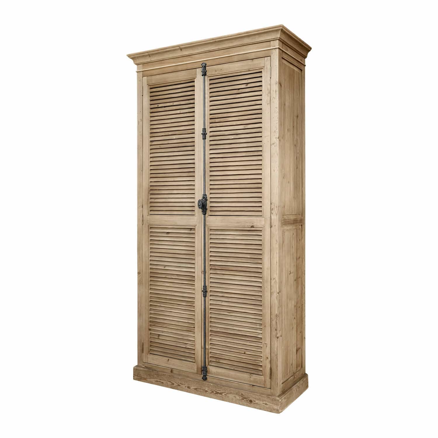 Armario Farnham Armario de madera con puertas de persiana en color natural para almacenamiento en casa