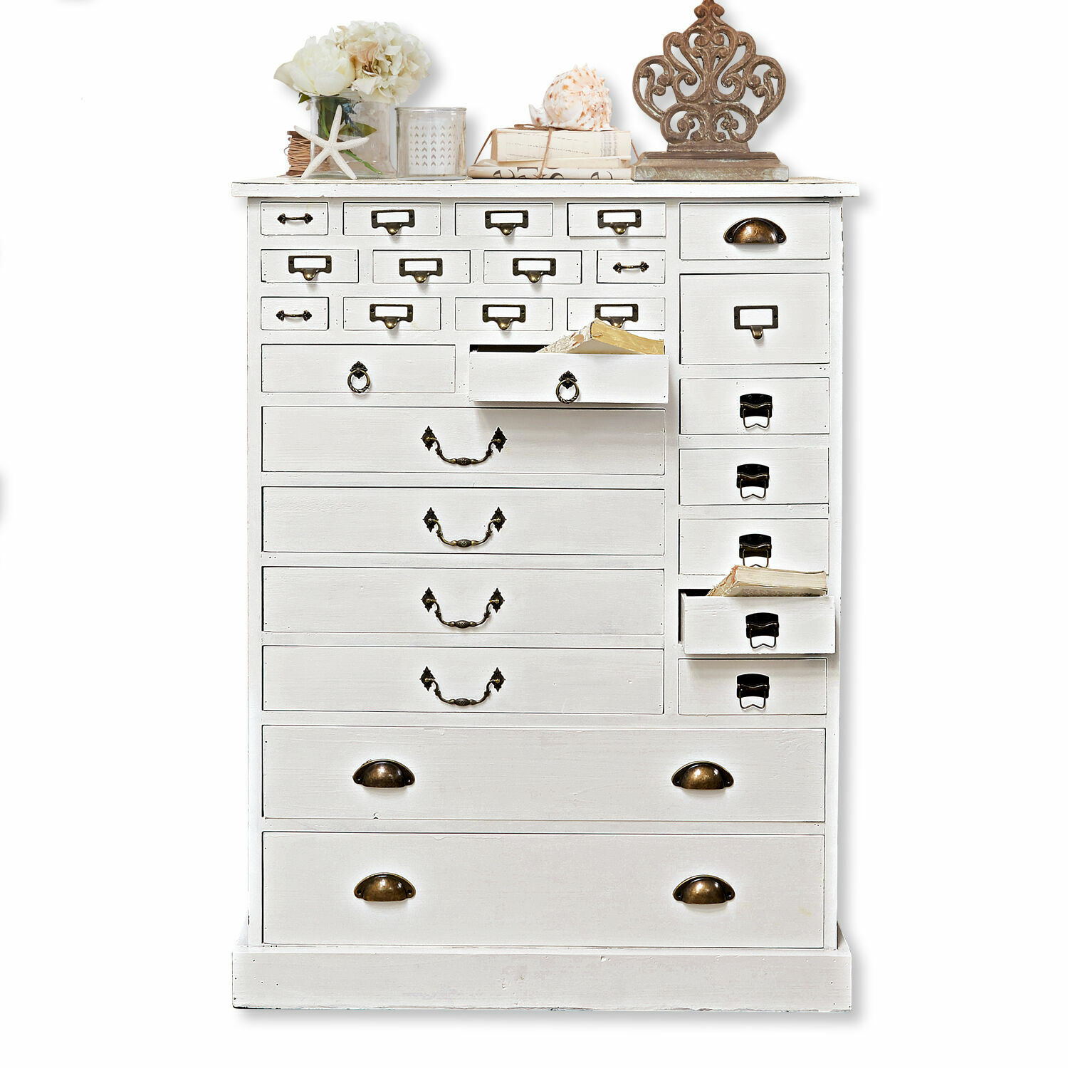 blanco Cómoda blanca de madera Darling con múltiples cajones y tiradores metálicos para almacenamiento