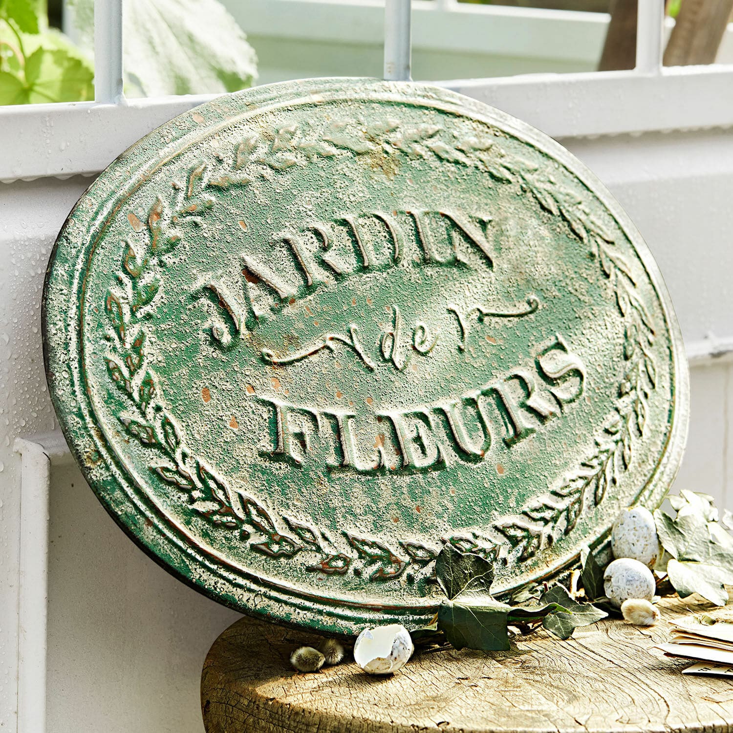 Letrero decorativo Jardin de Fleurs Placa ovalada de metal verde para jardín con texto Jardin de Fleurs y decoración de hojas