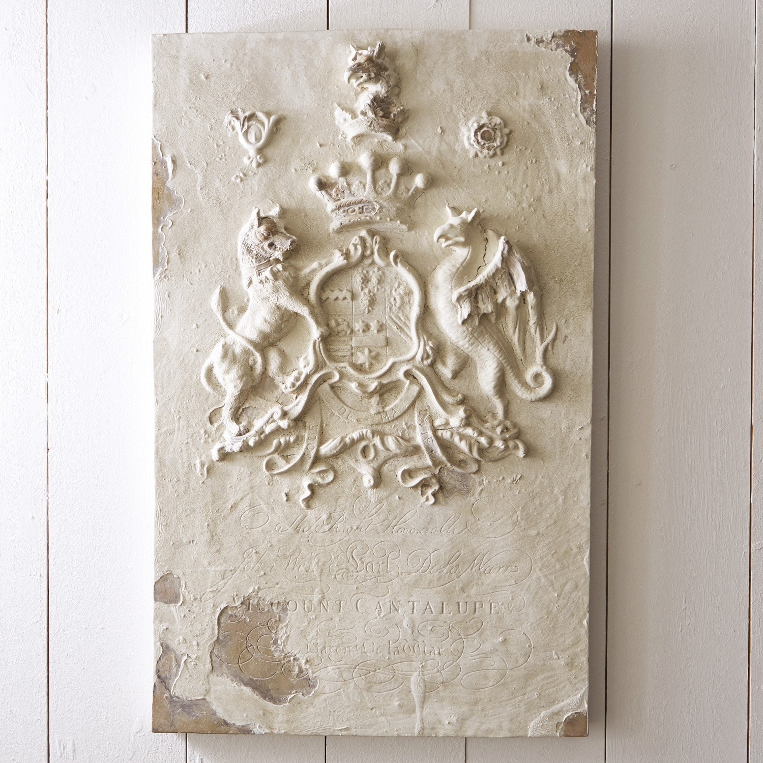 Cuadro Bédeille Placa decorativa beige con relieve de escudo, estilo vintage, adorno de pared elegante