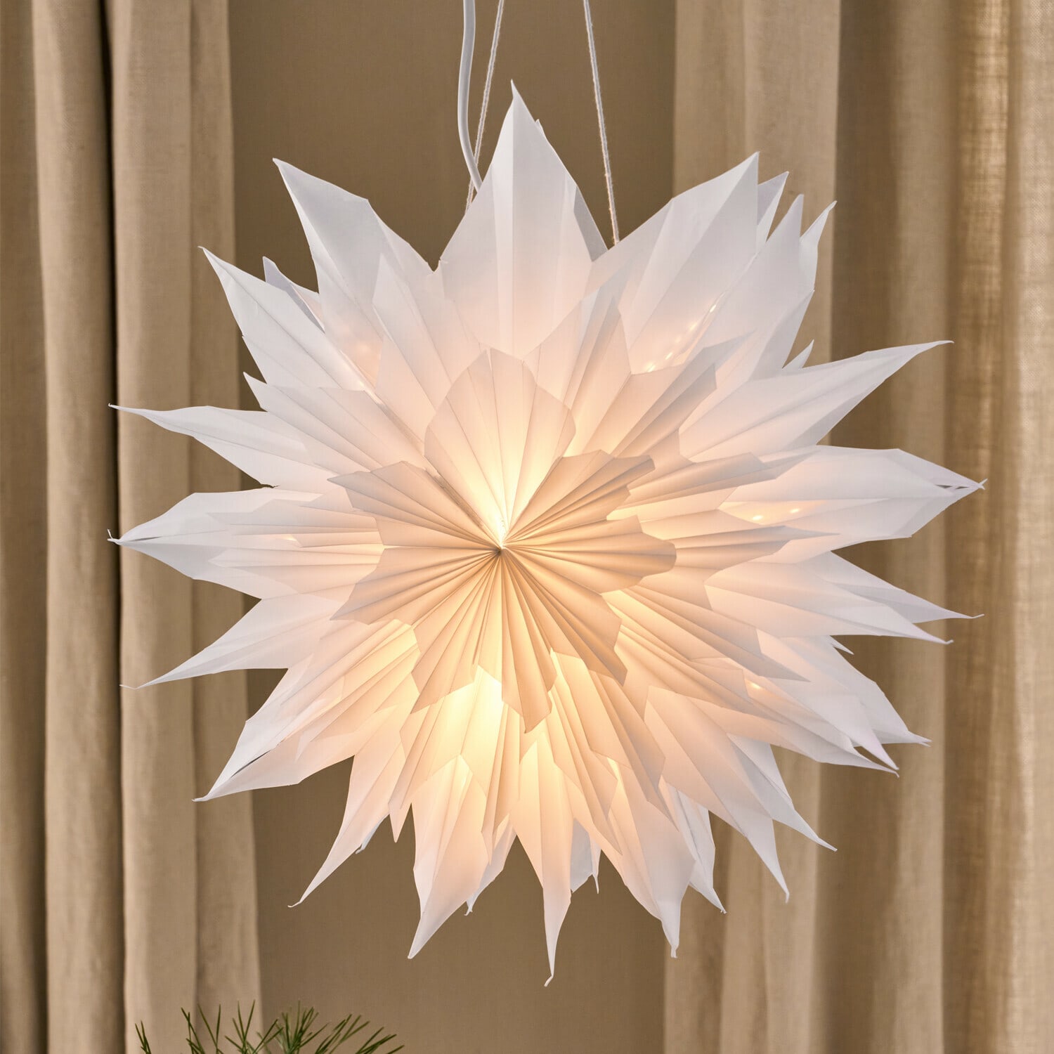 Estrella luminosa de papel Ylmera Estrella luminosa de papel Ylmera