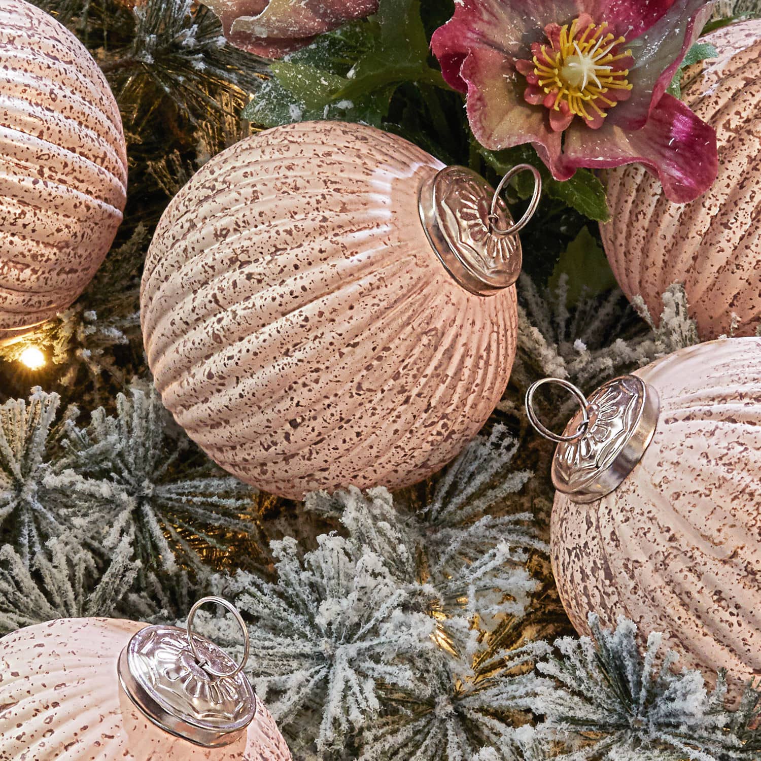 Set de 6 adornos navideños Mane
