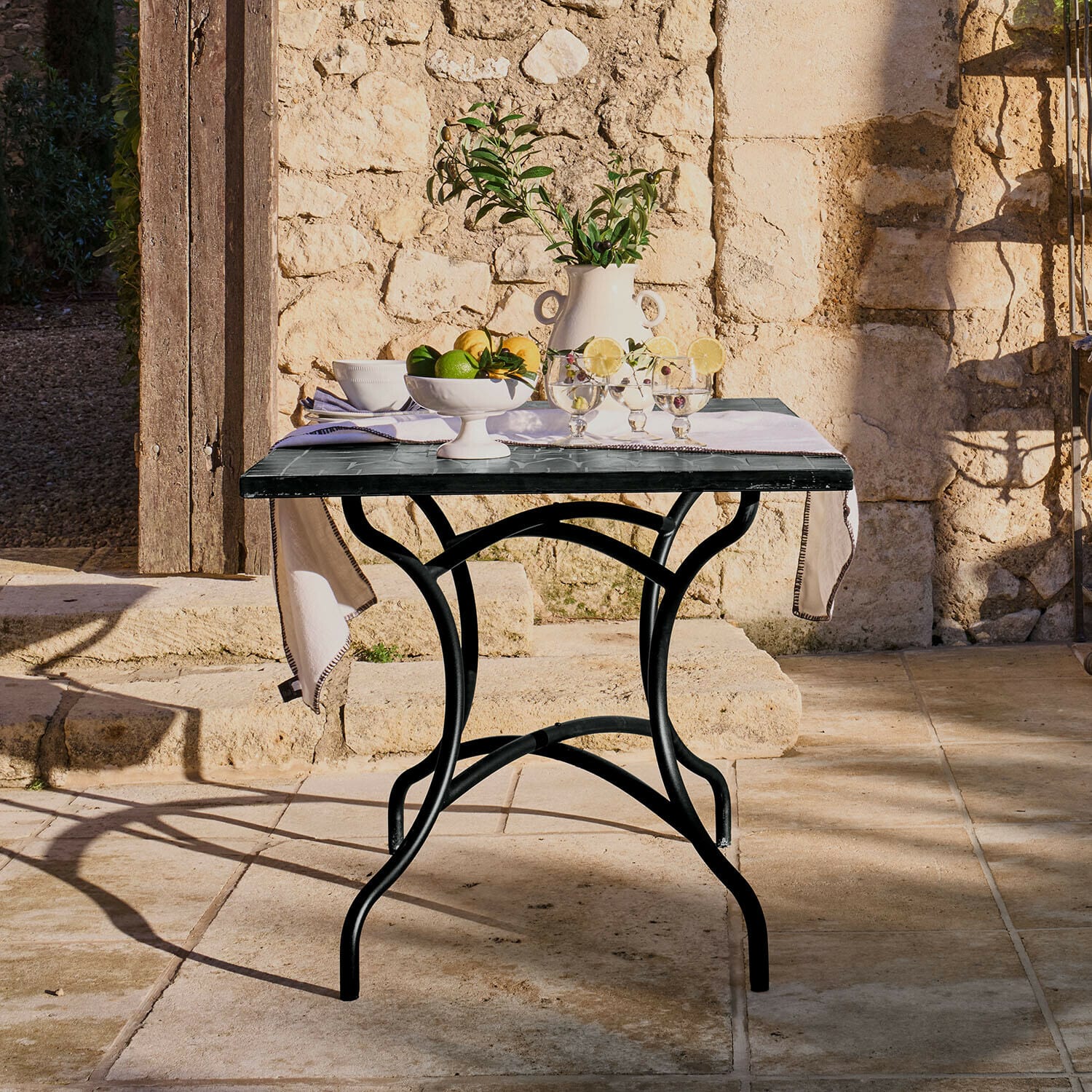 Mesa Maurelle