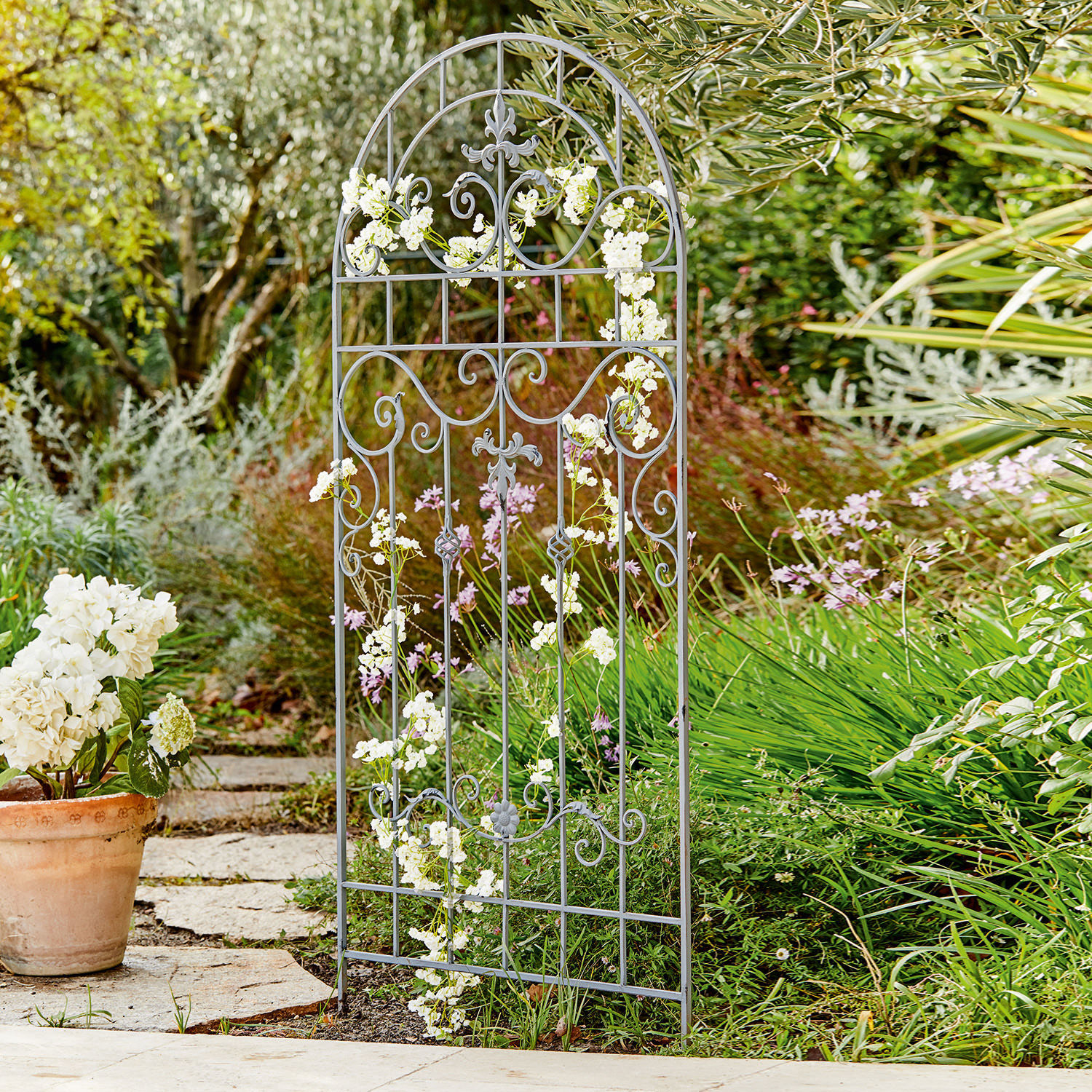 Enrejado Brac Enrejado de jardín de metal gris con diseños decorativos, soporte ideal para plantas trepadoras