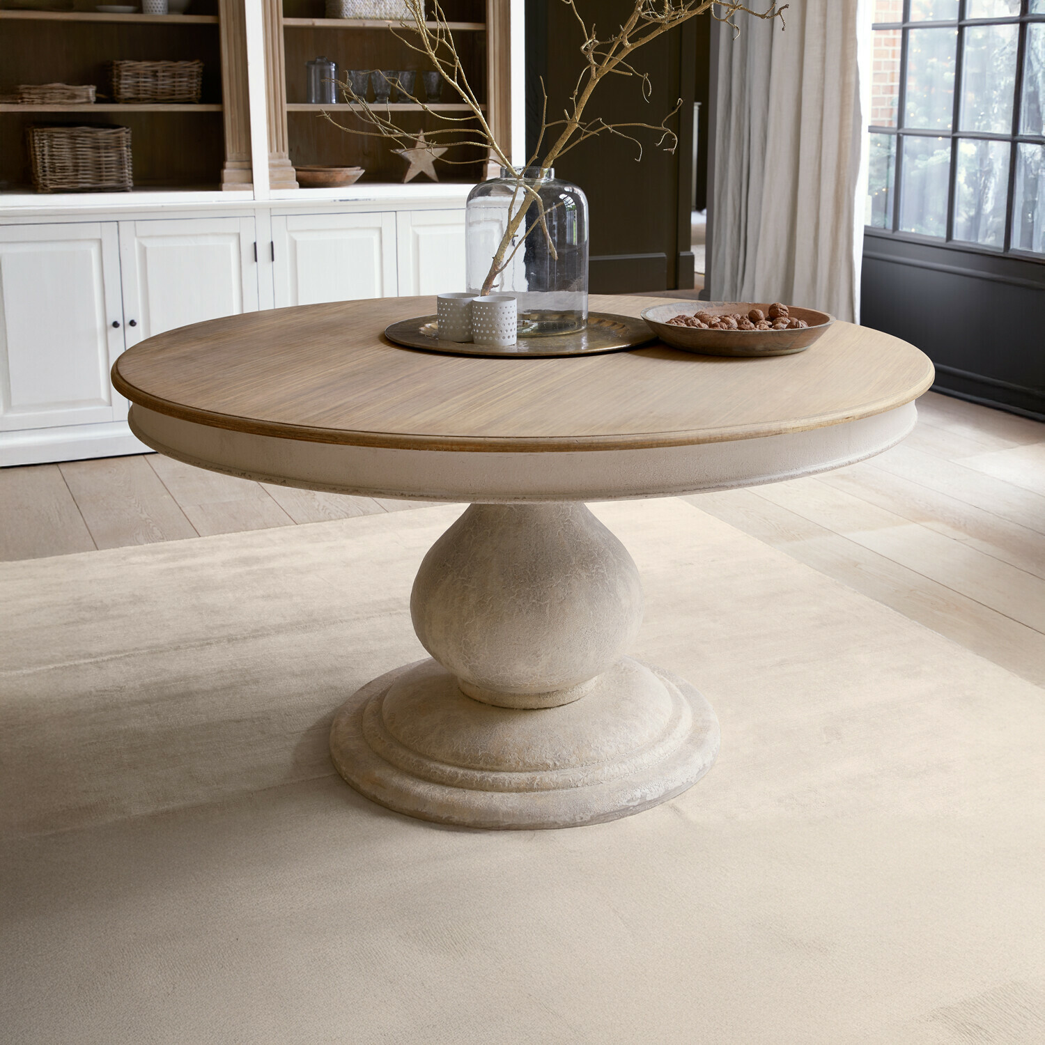 Mesa de comedor Calvigny Mesa redonda con tablero de madera clara y base de piedra en tono natural para comedor
