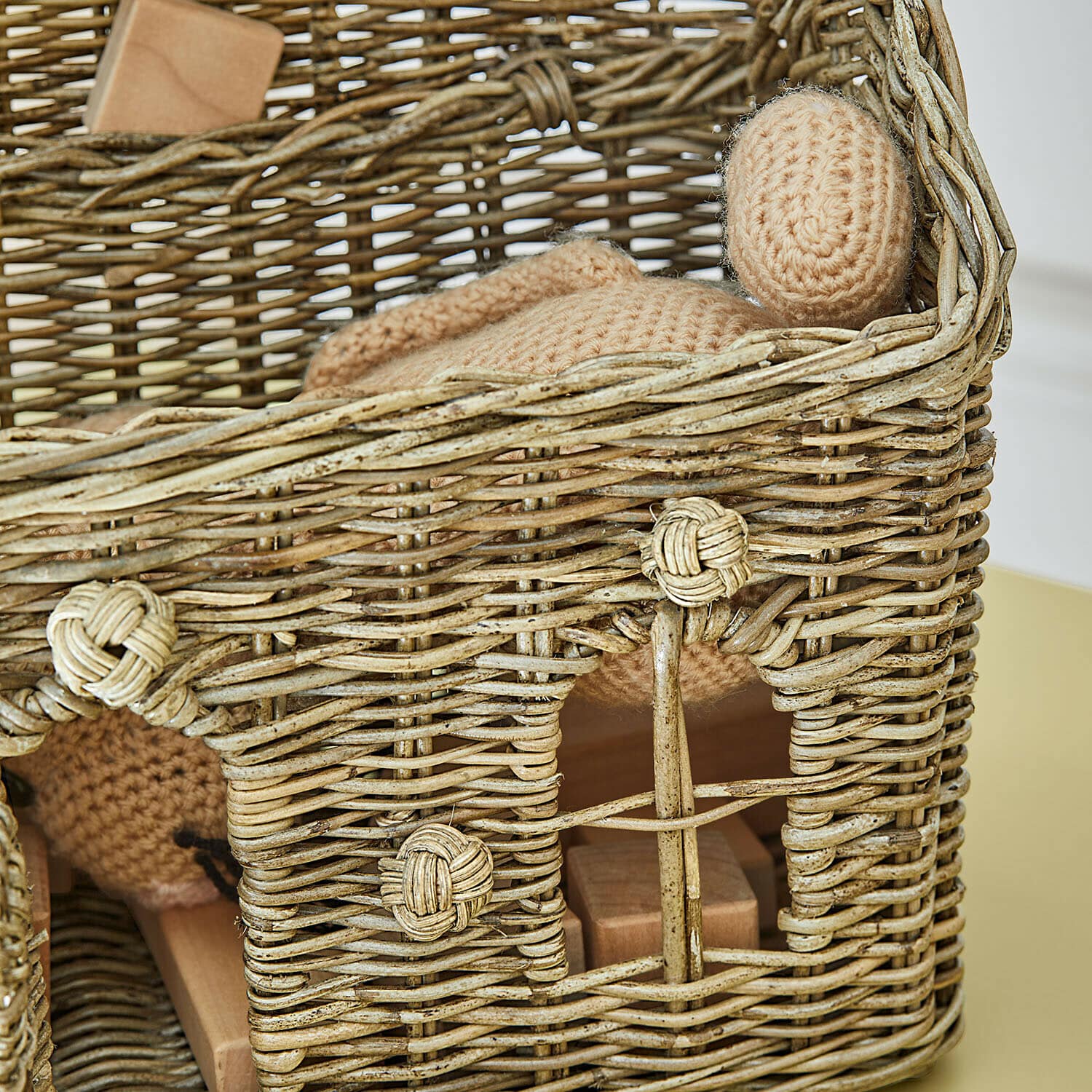 Cesta con forma de casa Fintello