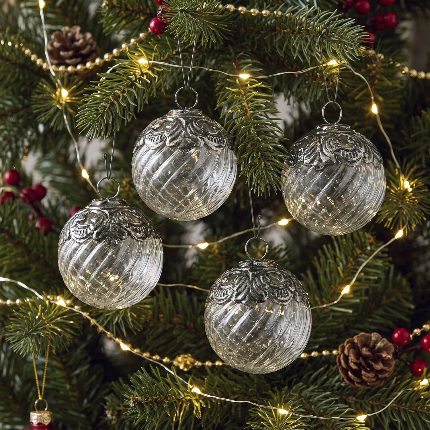 Set de 4 bolas de Navidad Valévoise