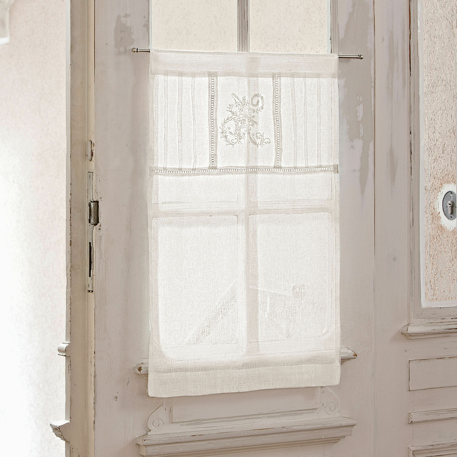 visillo Mayenne Cortina blanca de lino con bordado y franjas decorativas, decoración ligera para ventana