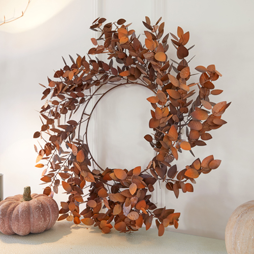 Corona decorativa de metal con hojas oxidadas, decoración otoñal para interiores