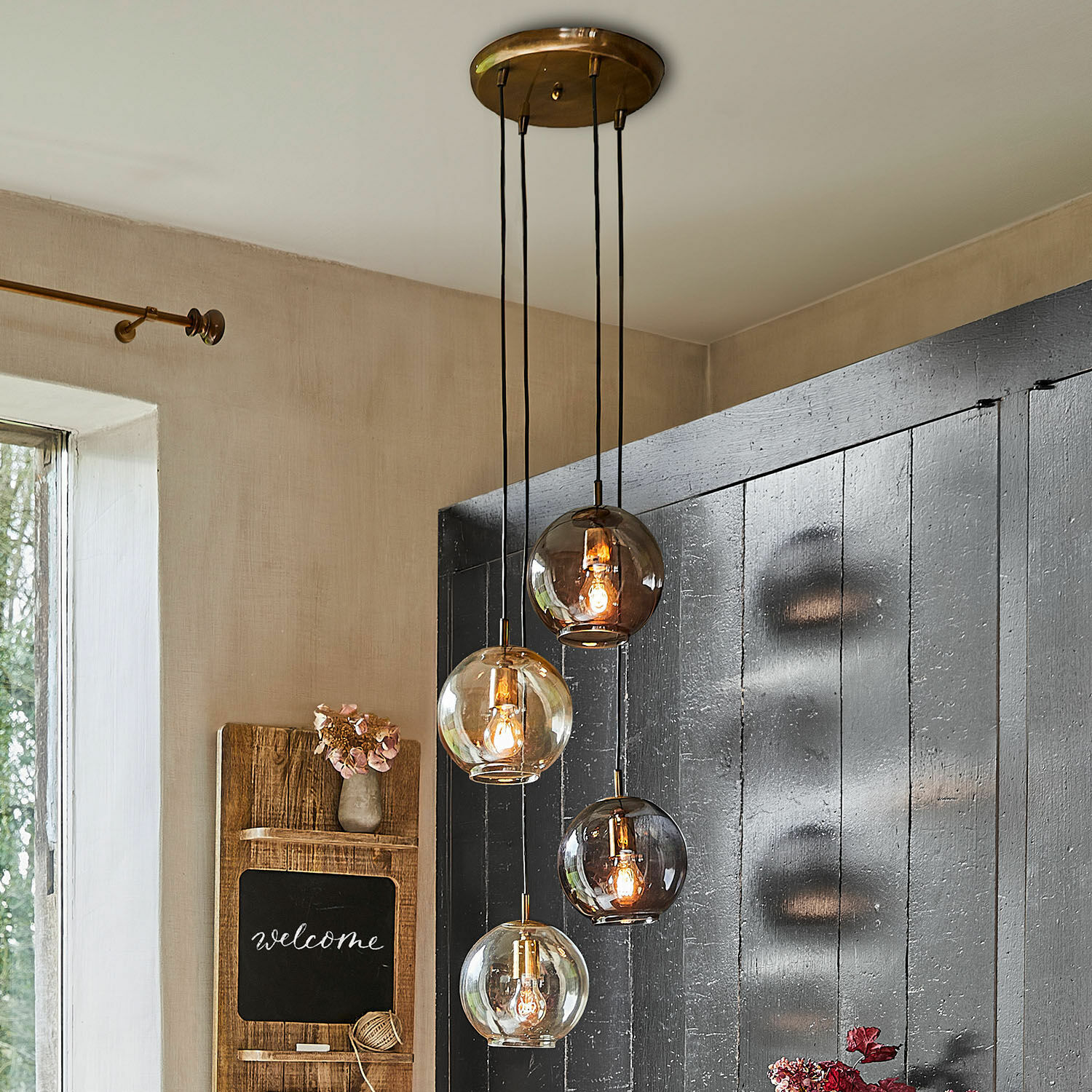 Lámpara colgante Brontille Lámpara colgante con cuatro globos de vidrio ahumado y transparente, iluminación moderna para interiores