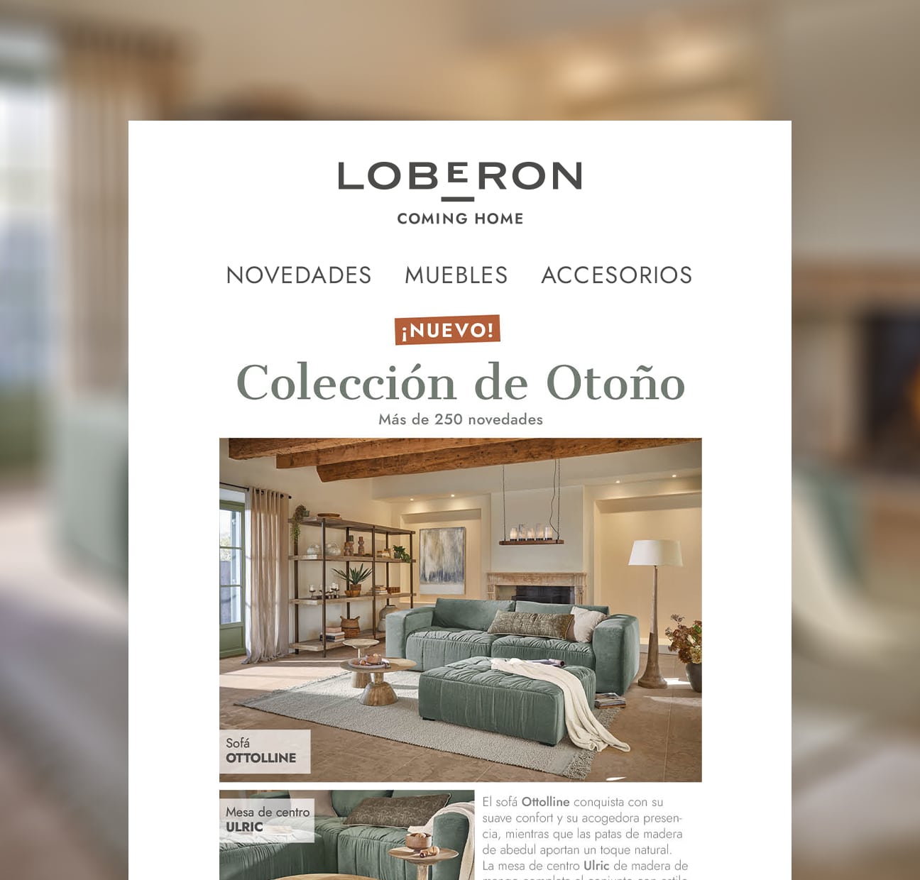 Sofá verde Ottoline de tela suave con patas de madera en salón acogedor de la colección de otoño
