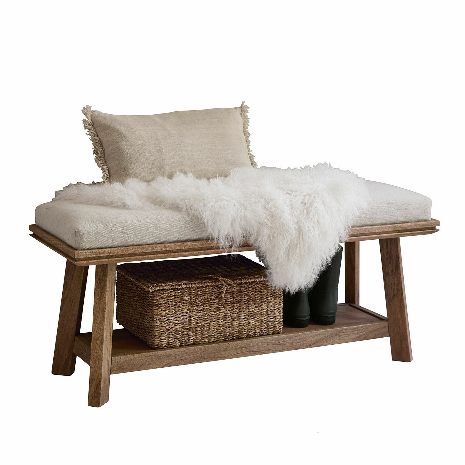 Banco Abington Banco de madera de mango con cojín beige, manta blanca de piel sintética y cesta de almacenamiento