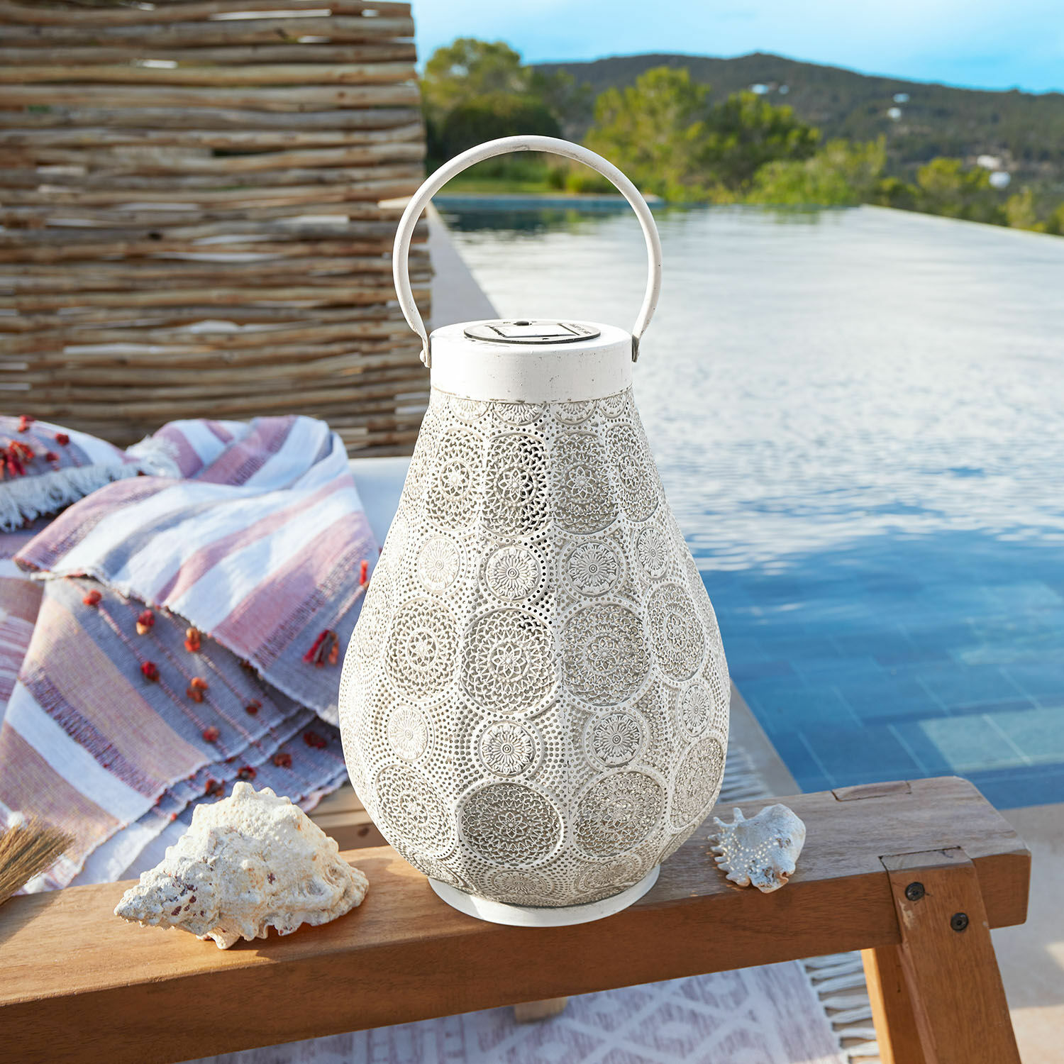 Farol solar Carouge