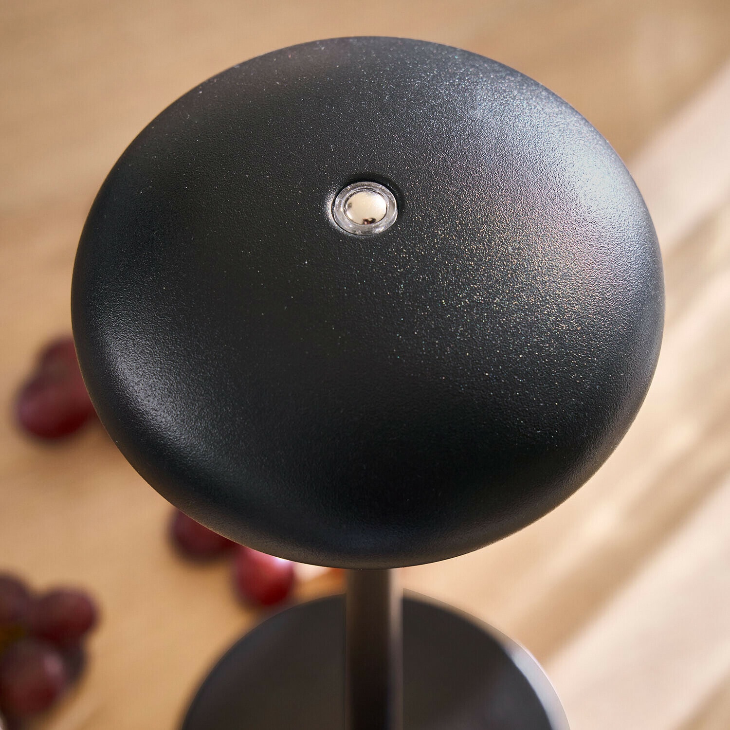 Lámpara de mesa recargable Loxbridge