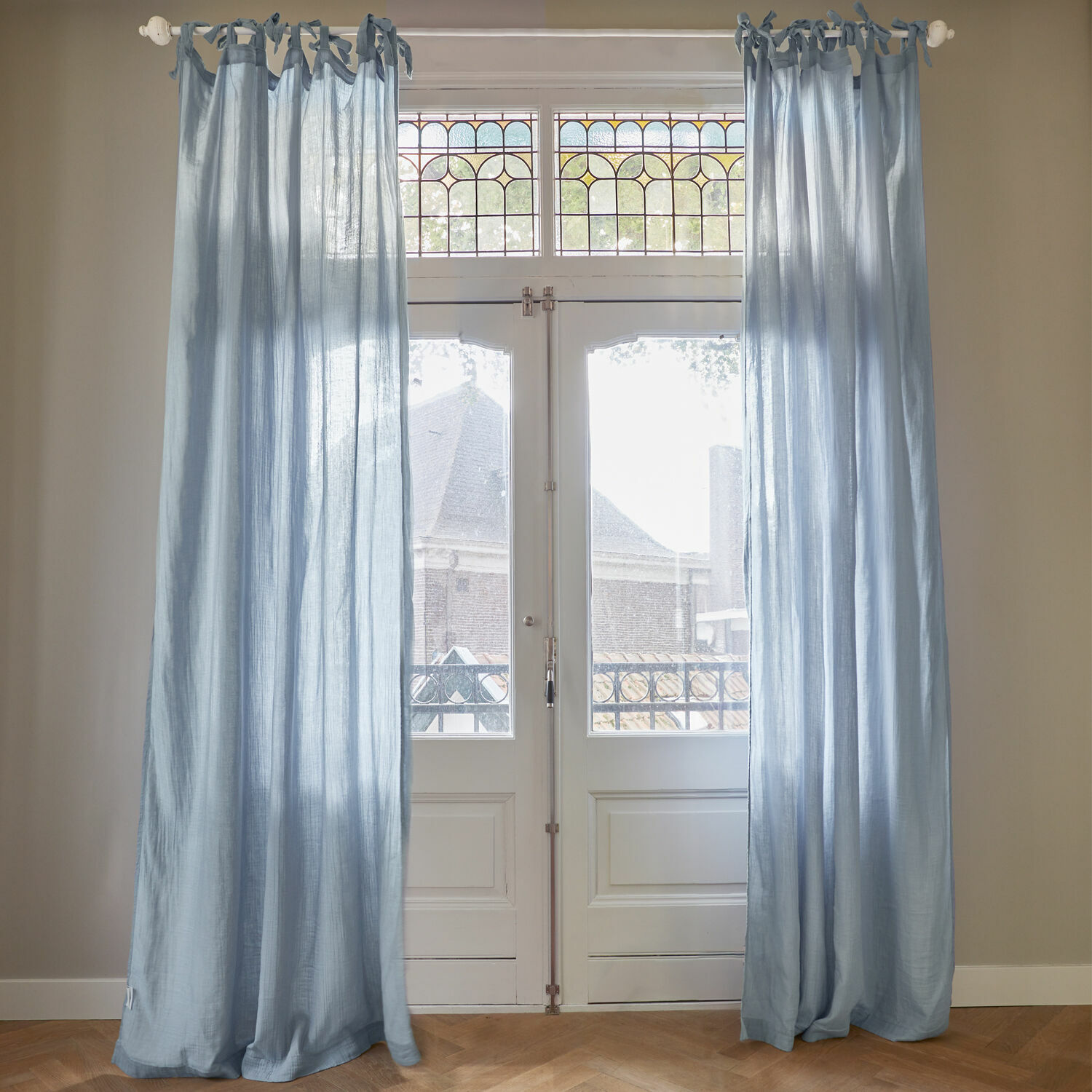 Cortina Valserino Cortinas de lino azul claro con lazos, ligeras y aireadas para una decoración elegante de ventanas