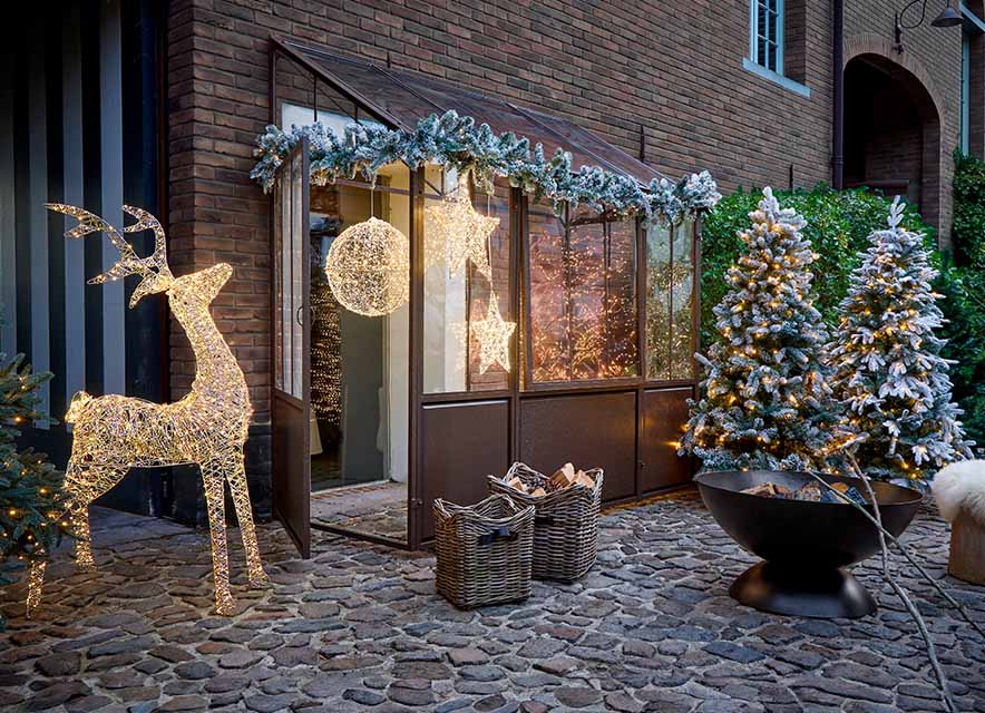 Ponche y dulces navideños
