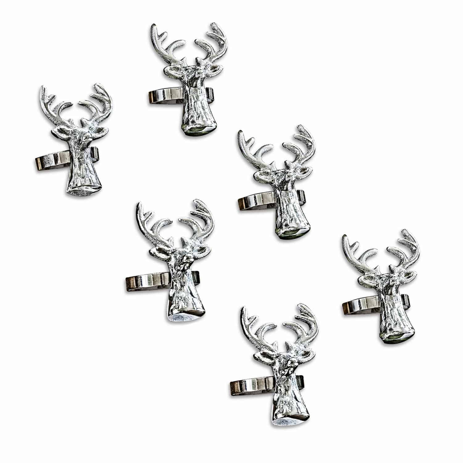 Set de 6 servilleteros Bisoro Seis anillos de metal plateado con cabeza de ciervo, decoración y joyería festiva