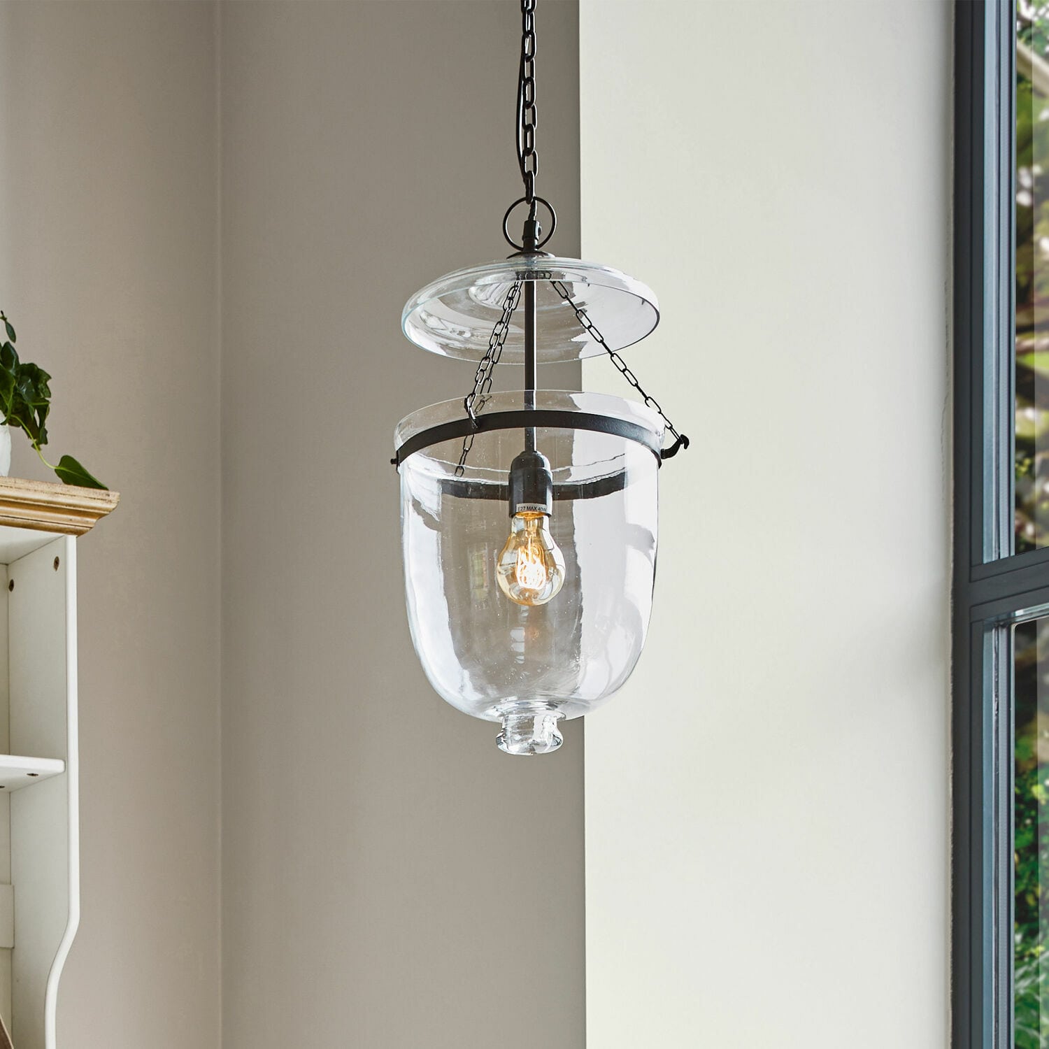 Lámpara colgante Lanta Lámpara colgante de vidrio con cadena metálica negra, iluminación moderna para interiores
