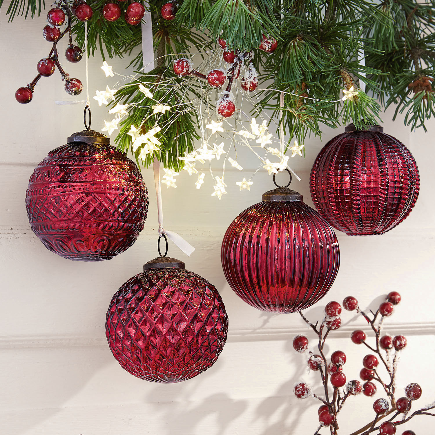 Set de 4 adornos navideños Ringas