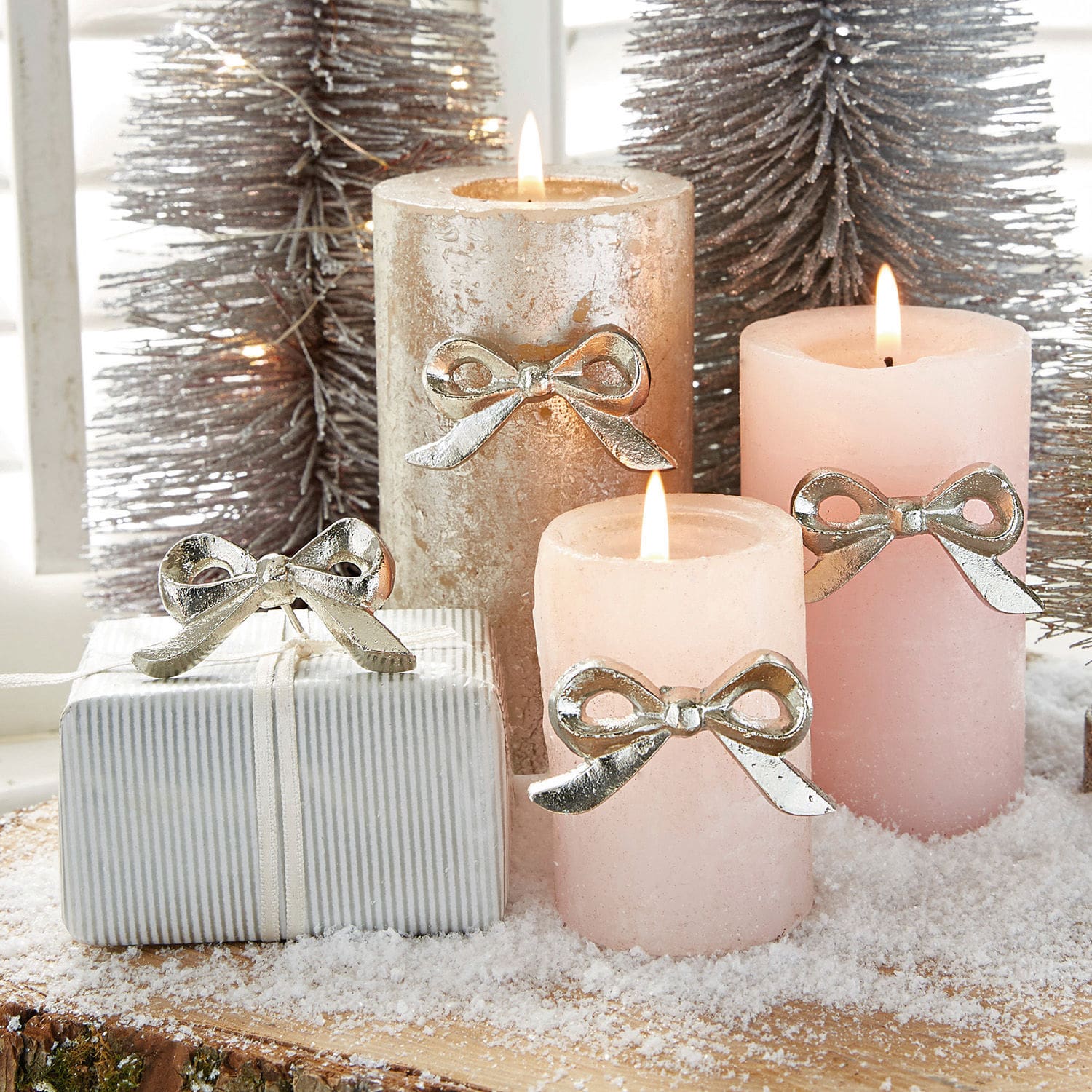Set de 4 pines decorativos Eve