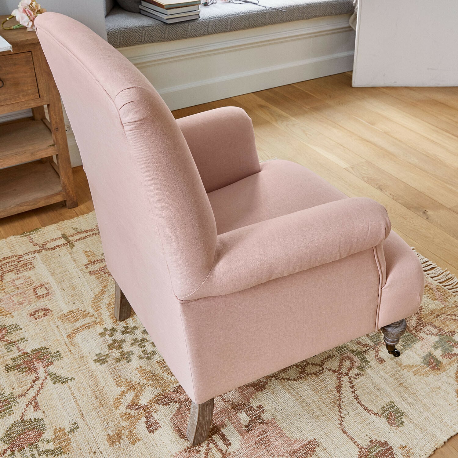 Sillón con reposapiés Rose de Lumière