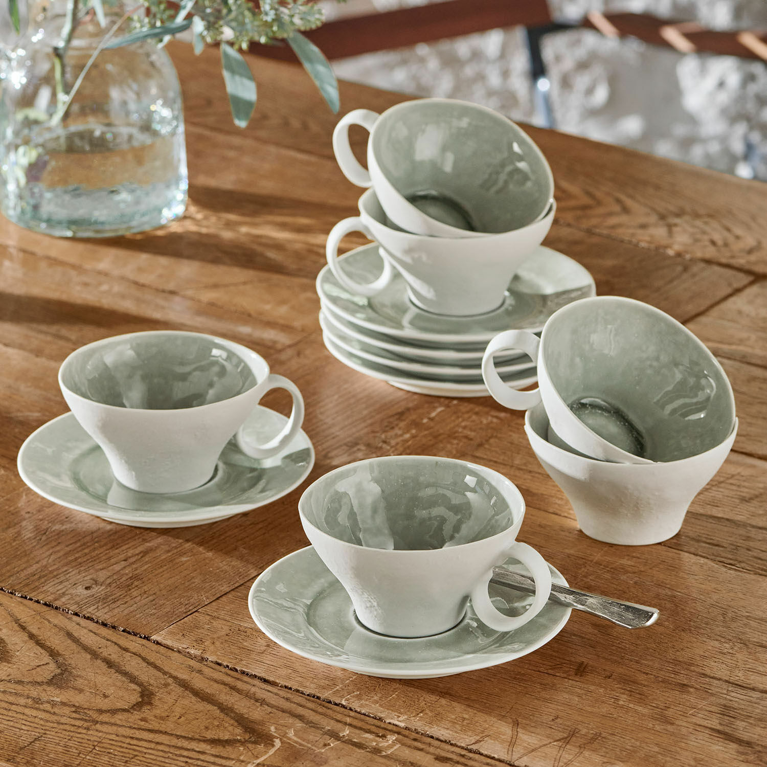 Set de 6 tazas con platillos Braganza