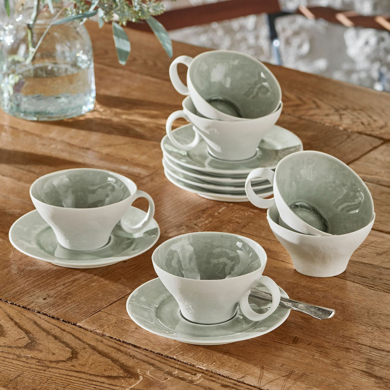 Set de 6 tazas con platillos Braganza