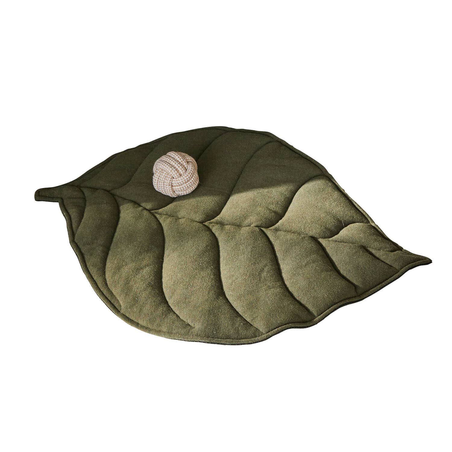 Alfombrilla para mascotas Keirena Alfombrilla suave en forma de hoja color oliva con pelota beige para juego de mascotas