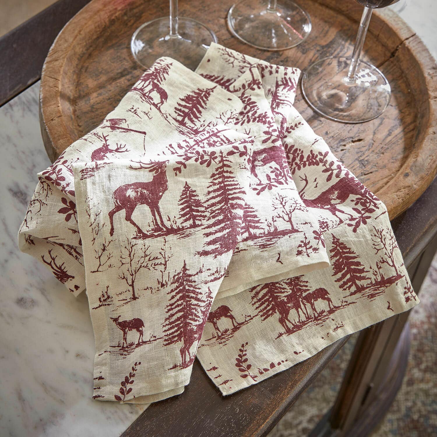 Set de 4 servilletas Sundraen Mantel de lino color natural con estampado burdeos de ciervos y árboles, decoración rústica de mesa