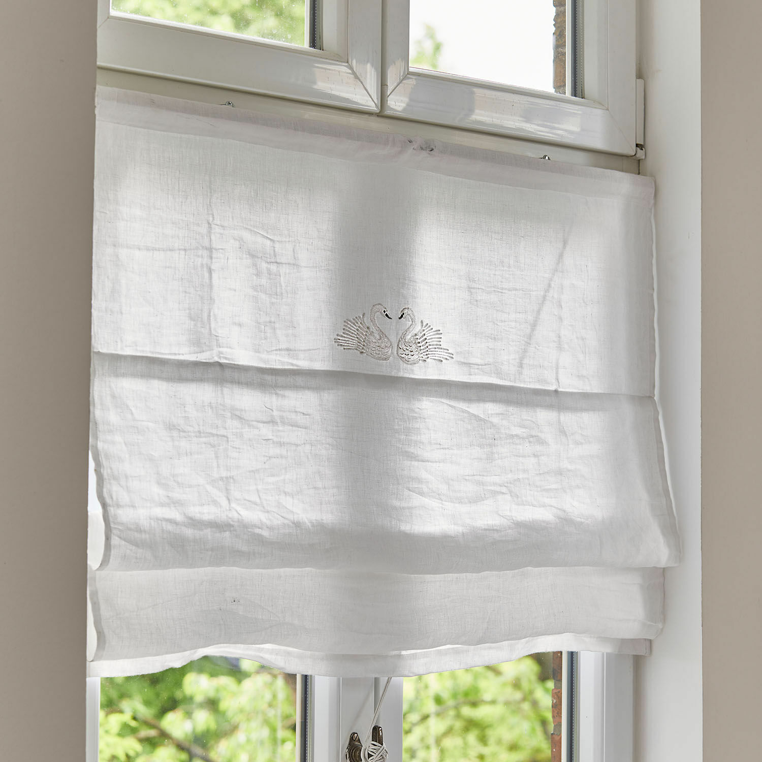 Estor plegable Rialuna Estor de lino blanco con bordado de cisnes, cortina ligera para ventana de salón o cocina