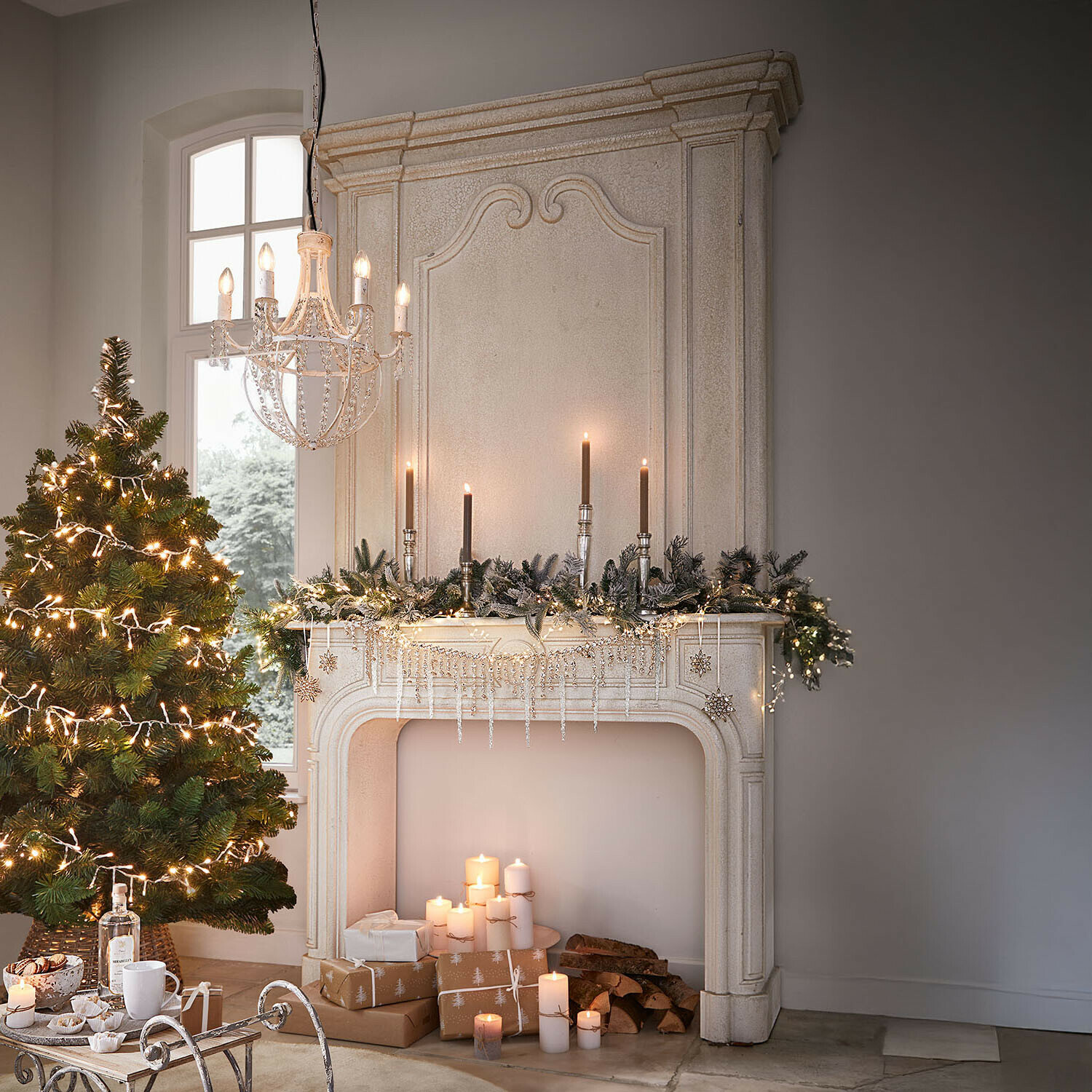 Consola de chimenea Tarenfield