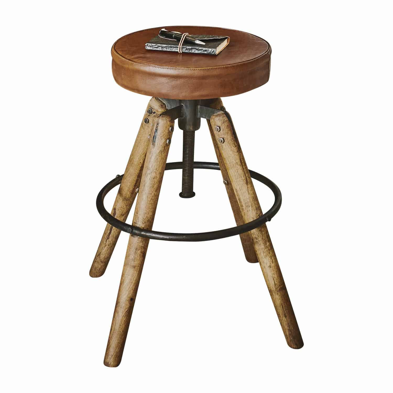 Taburete Twist Taburete de bar con asiento de cuero marrón y patas de madera con aro metálico negro