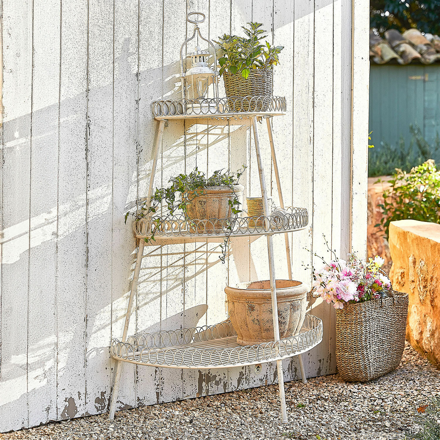 Soporte para plantas de tres niveles Lorivane