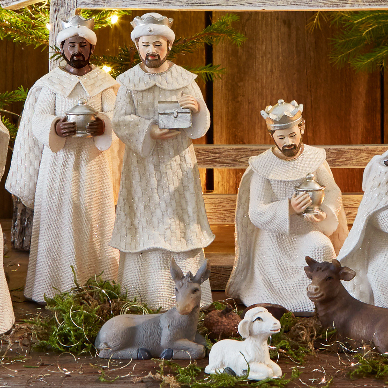Set de 12 figuras de belén Santo