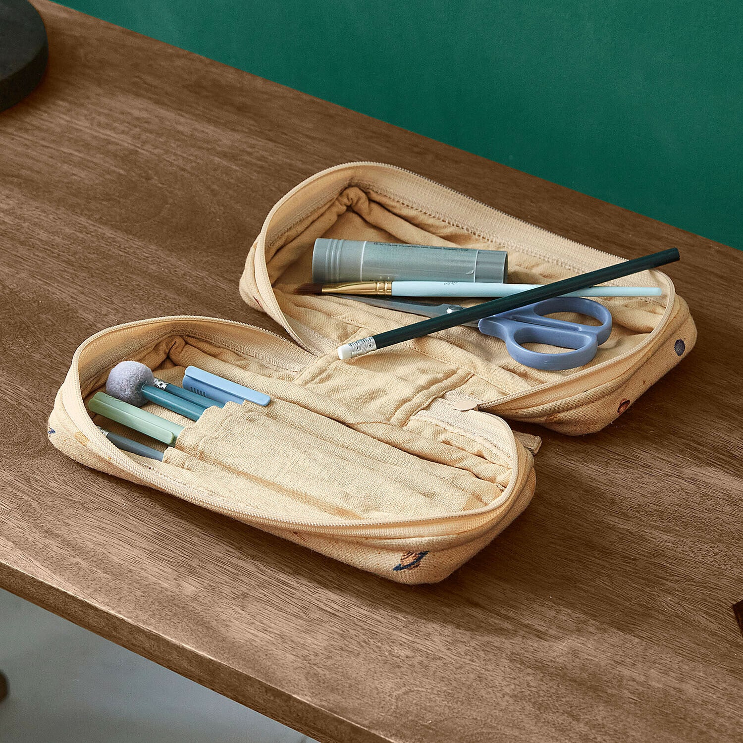 Estuche Xeltra