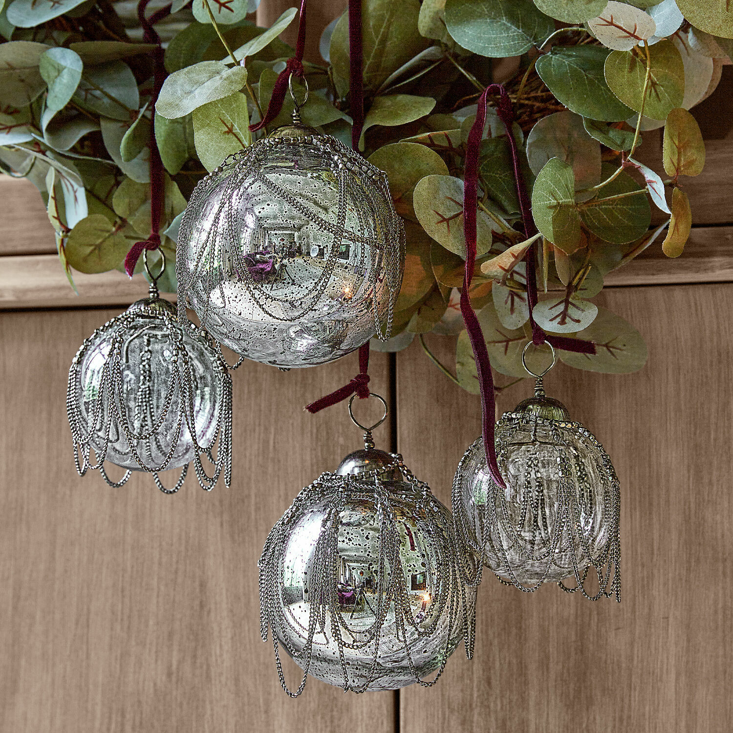 Set de 4 bolas de Navidad Parelle