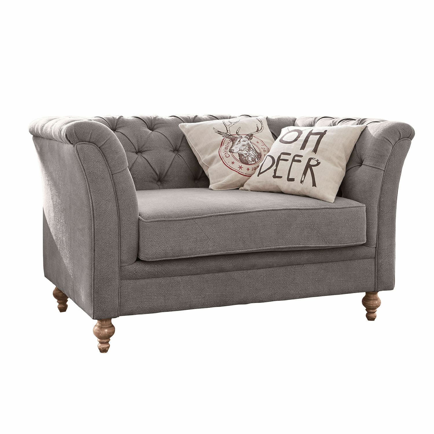 Sofá Clères Sofá gris de tela con respaldo capitoné y patas de madera, decorado con cojines con diseño de ciervo