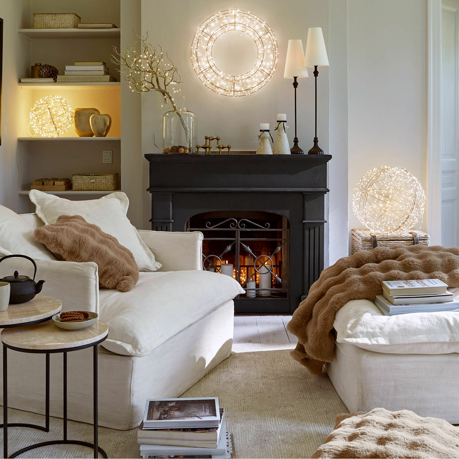 Consola de chimenea Hollowfield