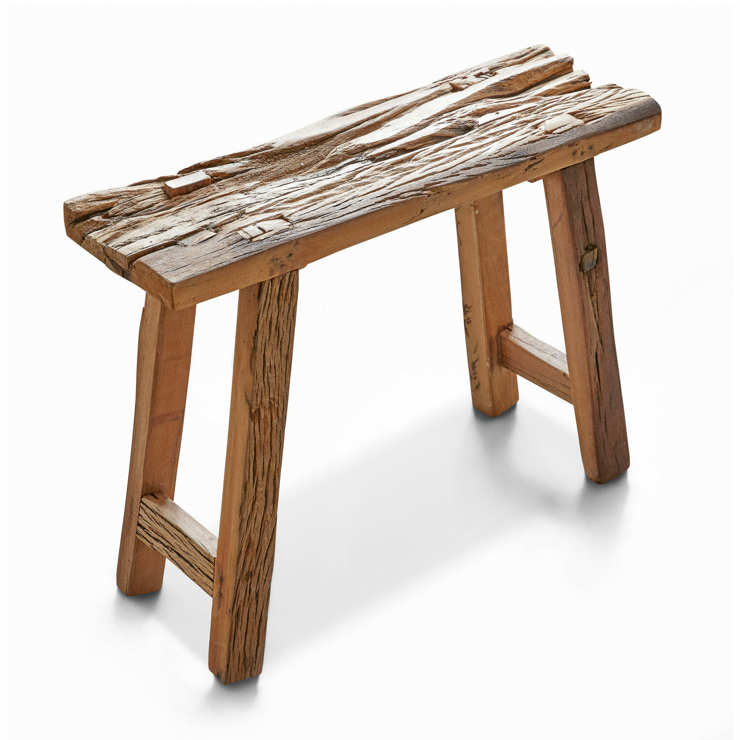 Mesa auxiliar Salinquas Banco rústico de madera con superficie envejecida natural en tono marrón cálido para decoración