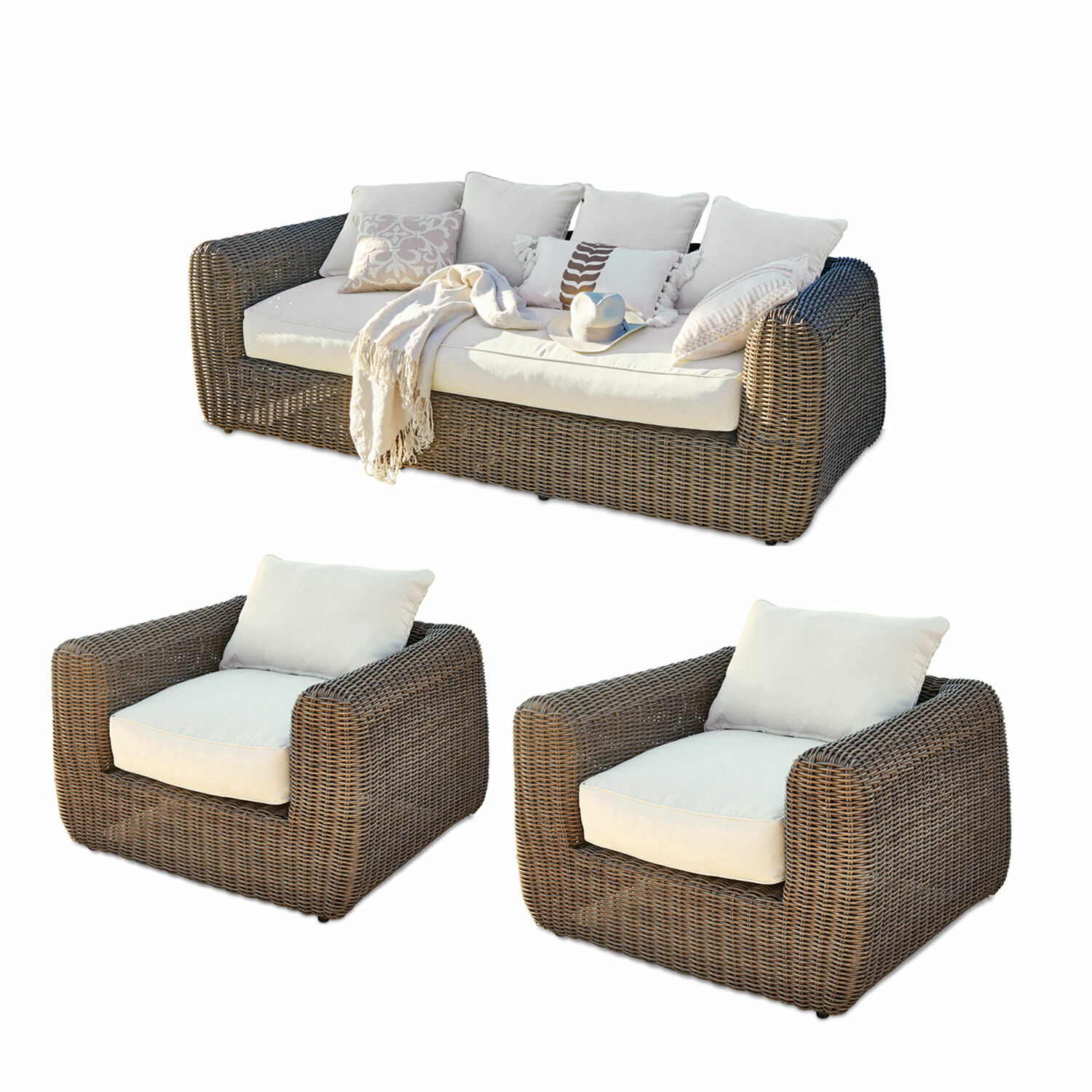 Grupo de asientos Bogdanne Conjunto de muebles de jardín de ratán marrón con cojines crema, sofá y dos sillones