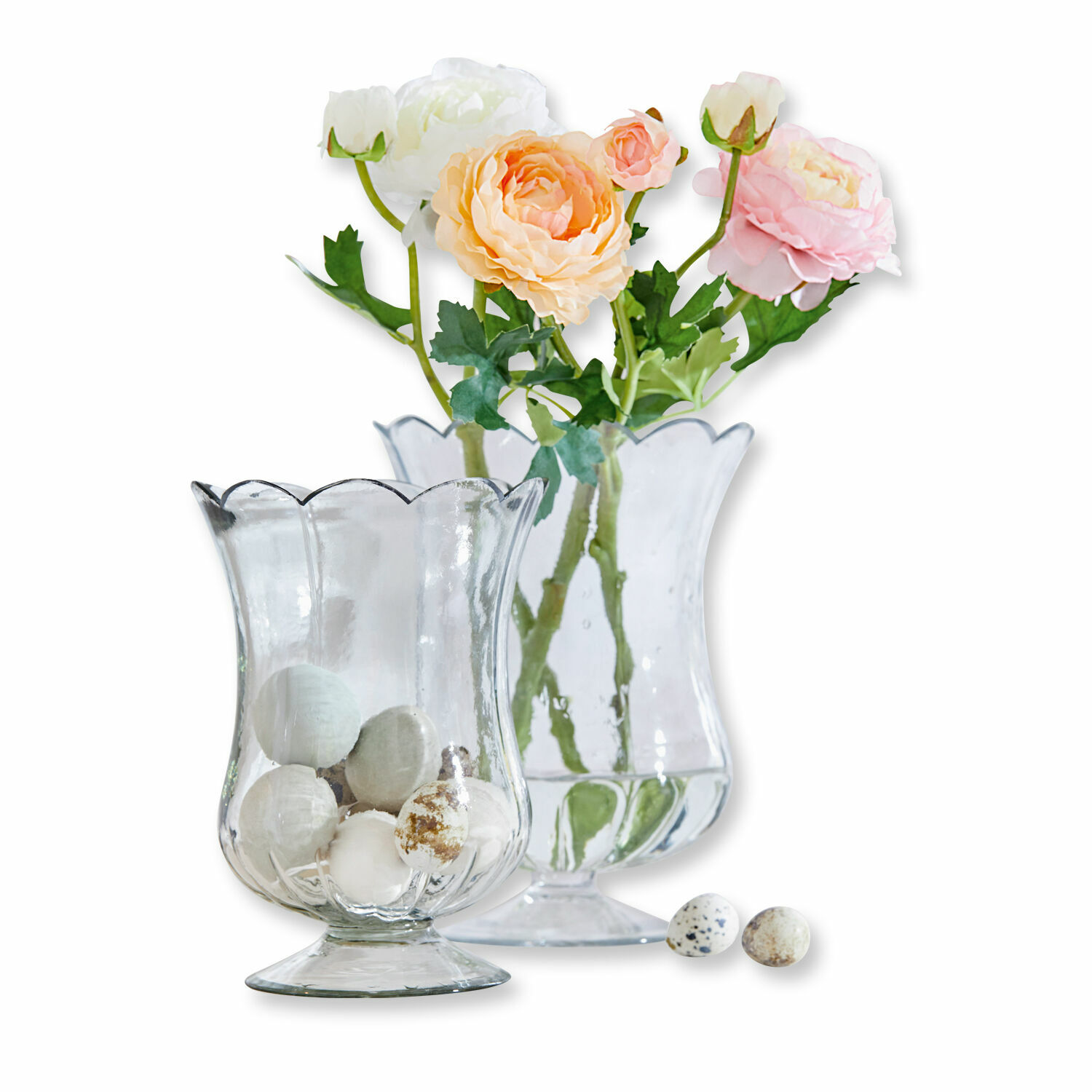 Conjunto de dos jarrones de vidrio transparente Wilgard con flores y huevos decorativos