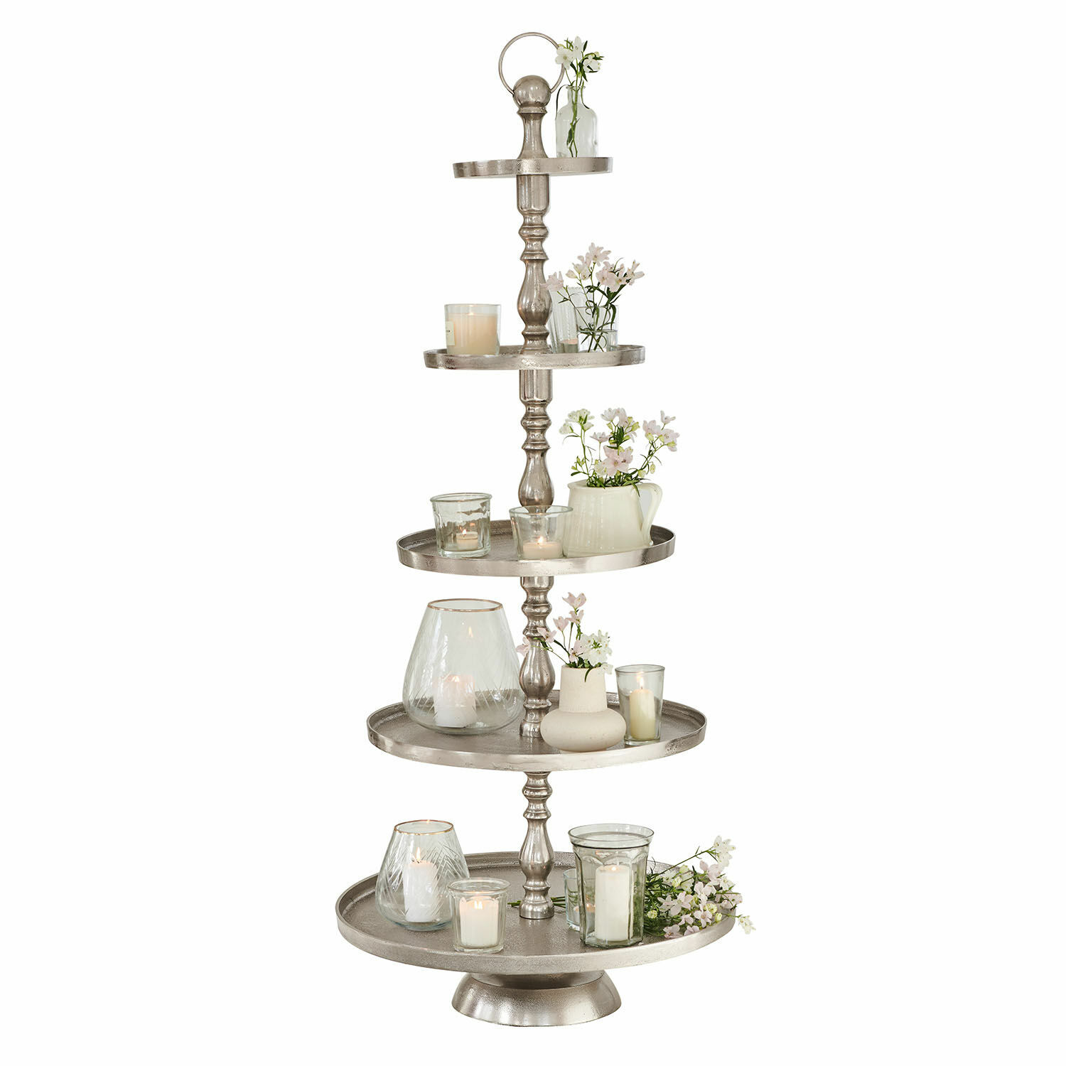 Estantería Magonie Soporte decorativo de metal plateado de cinco niveles con velas y flores blancas