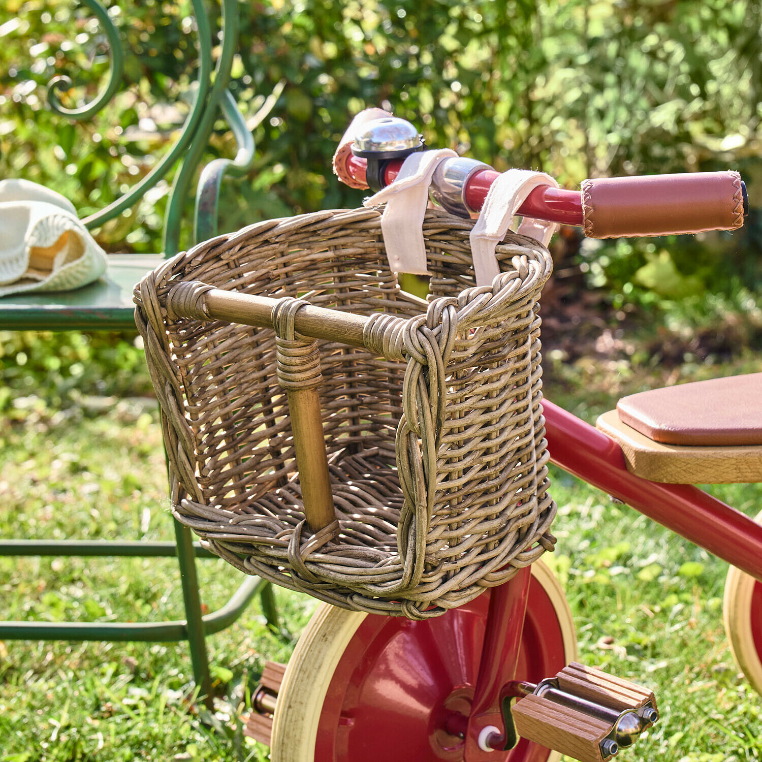 Cesta de bicicleta para muñecas Snokki