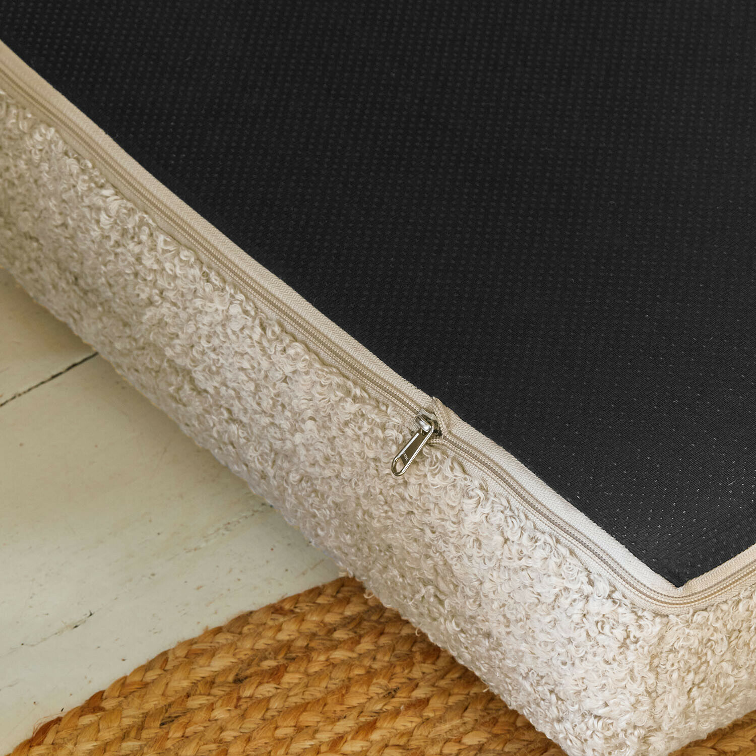 Cama para mascotas Khalima