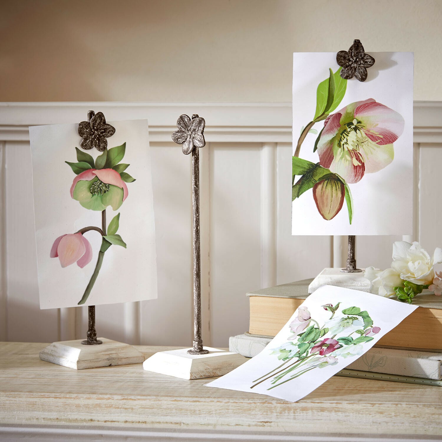 Set de 3 cuadros con soporte Serafinas