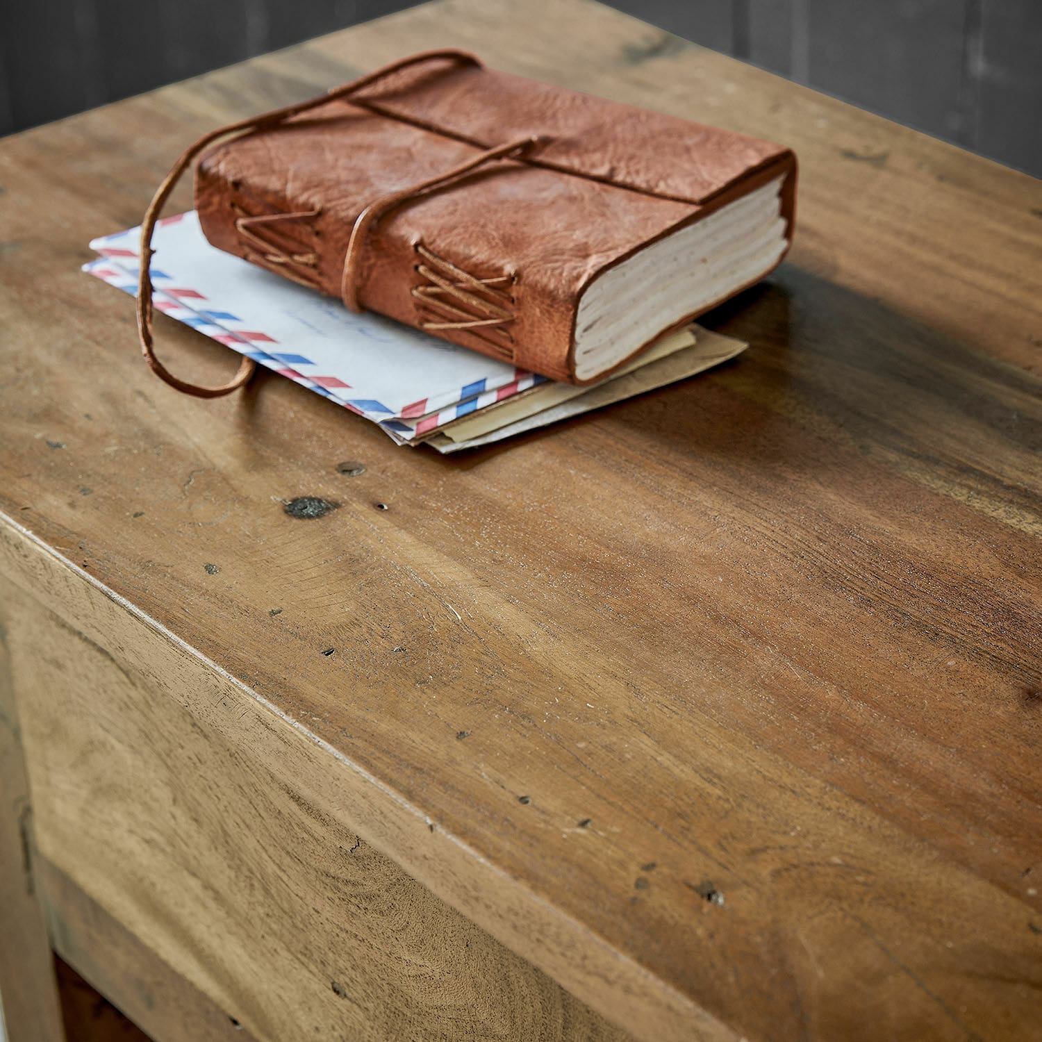 Consola Velourique