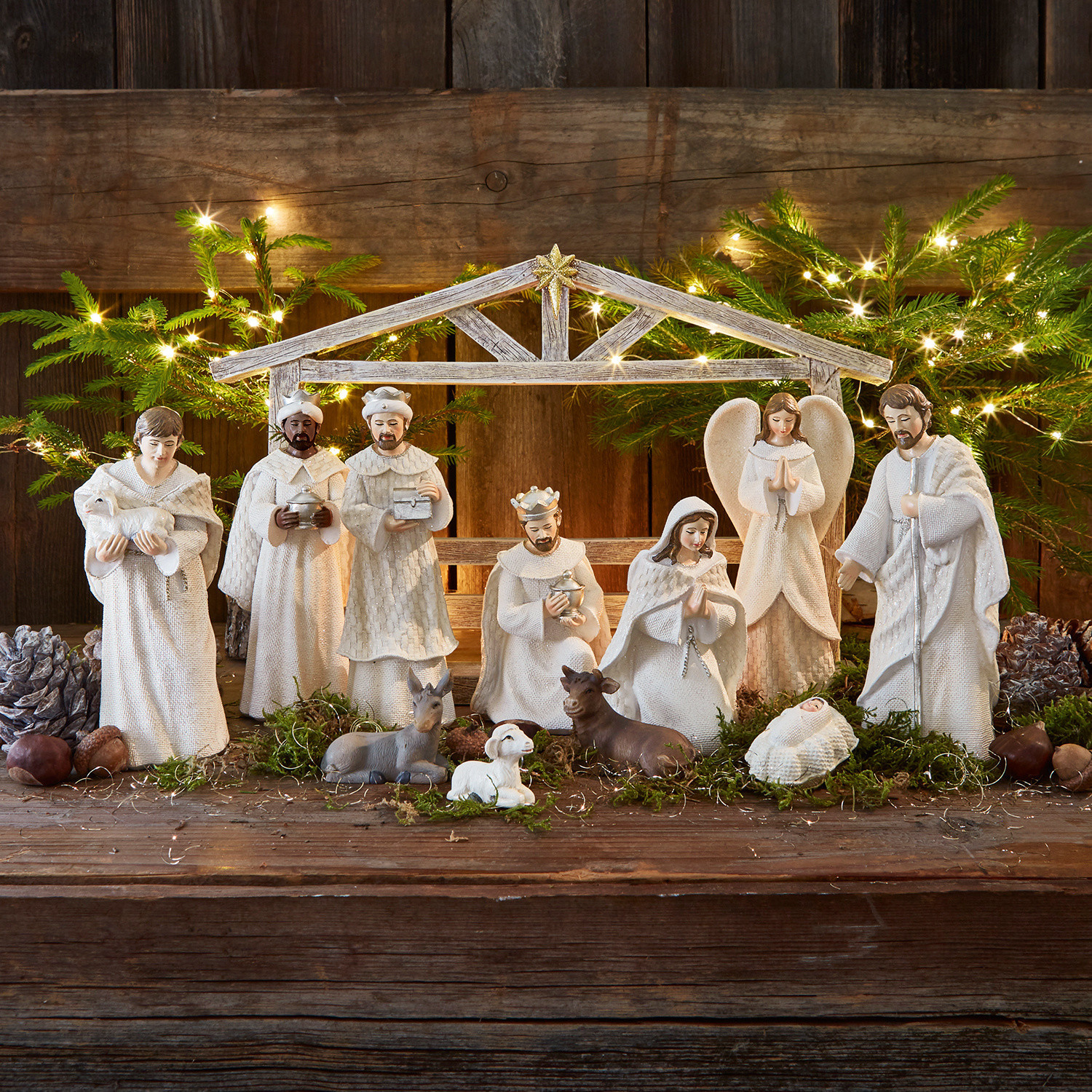Set de 12 figuras de belén Santo