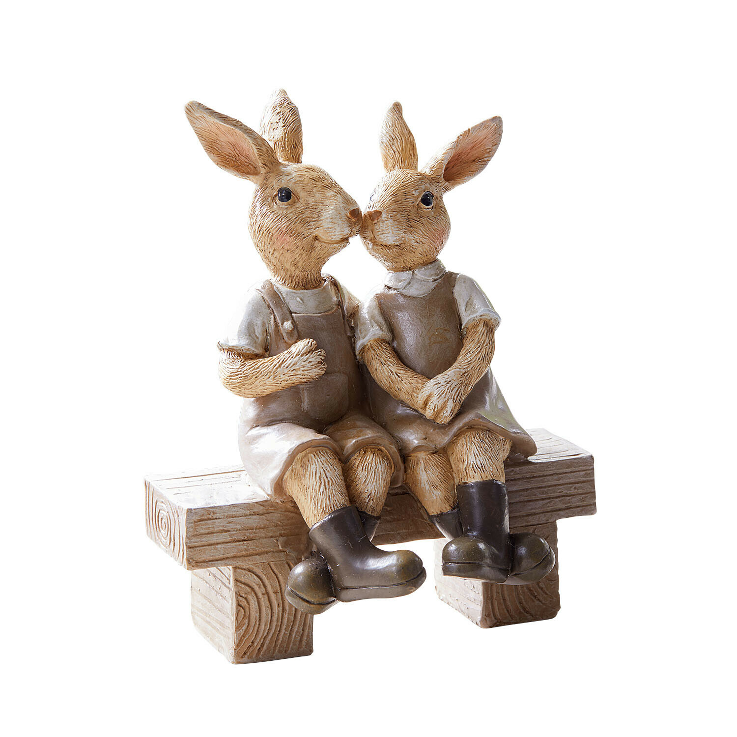 Conejos Faylin Figuras de dos conejos de resina con ropa beige sentados en banco de madera decoración primaveral